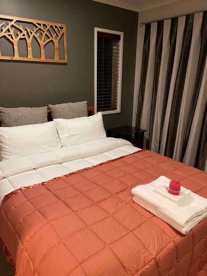 Ruth'S House Homestay Master Room With Private Shower And Toilet Auckland Esterno foto